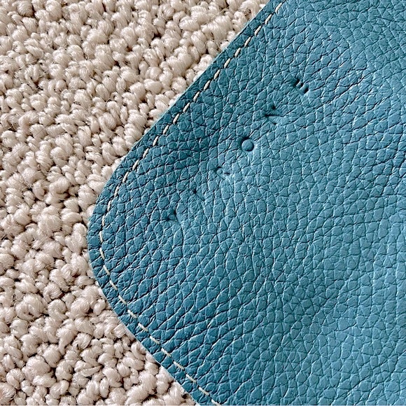 SOLD - VIRONE Italian Leather Bag - Picture 9 of 16